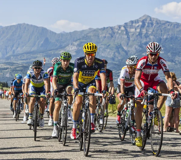 The Peloton in Alps — Stock Photo, Image