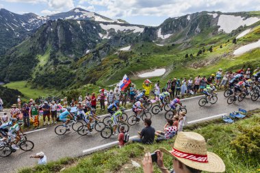 peloton pyrenees içinde