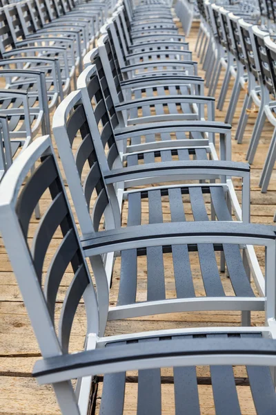 Row of Empty Chairs — Stock Photo, Image