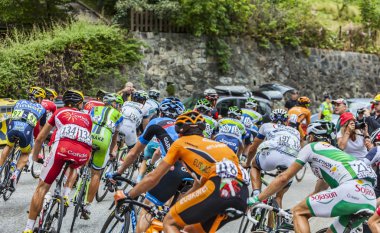 Alpe D'Huez üzerinde Peloton