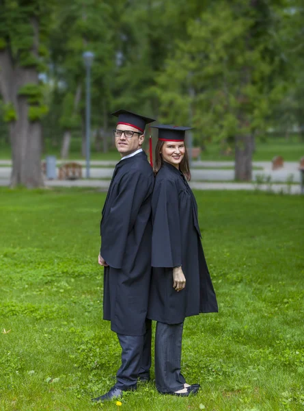 Casal no Dia da Graduação — Fotografia de Stock