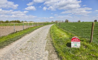 Paris roubaix kilometre taşı