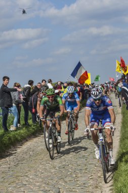 Paris-roubaix 2014 binmek bisikletçiler