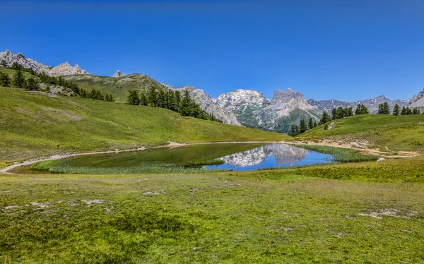 Lago di Chavillon — Foto Stock