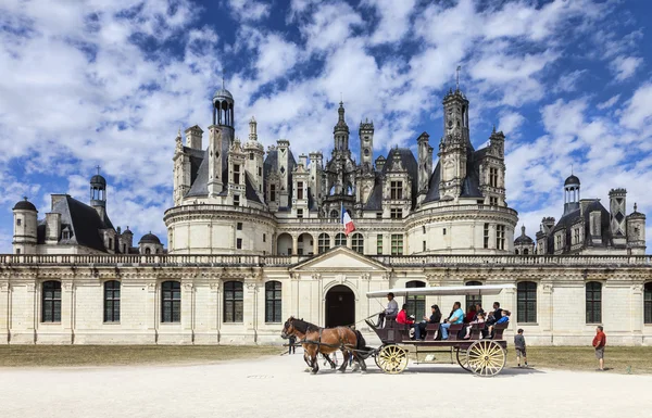 Kutsche vor der Burg Chambord — Stockfoto