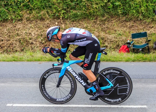 2021年6月30日 法国卢韦恩 挪威自行车交流队的Amund Grondahl Jansen在2021年法国巡回赛第五阶段 个人计时赛 的雨中骑马 — 图库照片