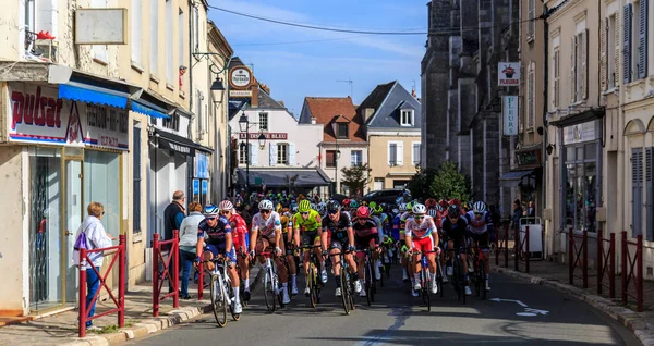 Bonneval Frankrijk Oktober 2021 Het Peloton Rijdt Bonneval Tijdens Wielerwedstrijd — Stockfoto