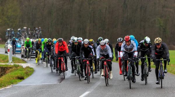 Chateau Renard France March 2017 Peloton Riding Stage Paris Nice — Stock Photo, Image