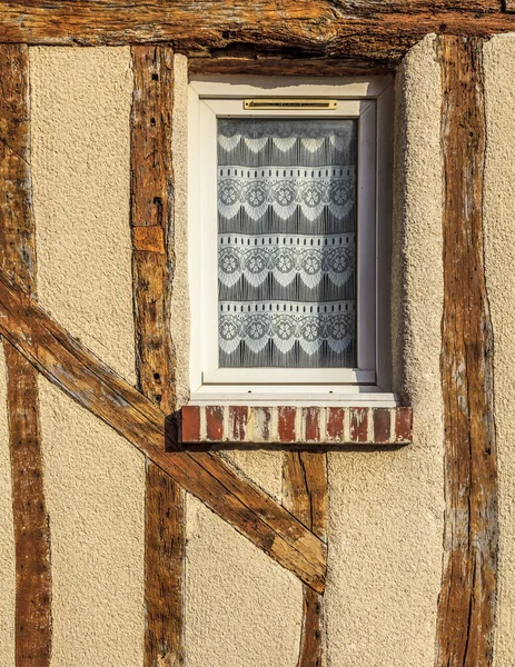 Fönster Traditionell Korsvirkeshus Landet Brou Liten Stad Belägen Eure Loir — Stockfoto