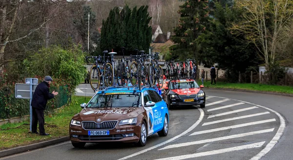 Beulle France March 2019 Row Technical Vehicles Driving Cote Beulle — Stock Photo, Image