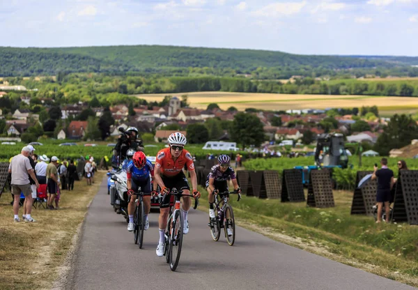 Celles Sur Ource France July 2022 Three Female Cyclists Coralie — 图库照片