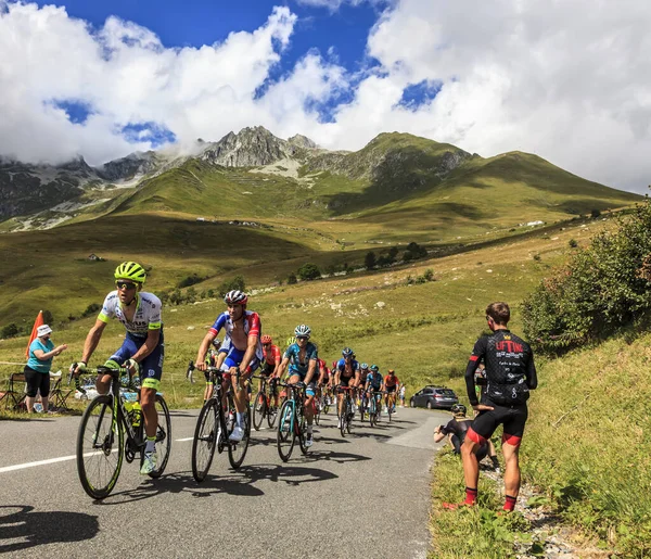 Col Madeleine Frankrijk Augustus 2020 Achteraanzicht Het Peloton Dat Weg — Stockfoto