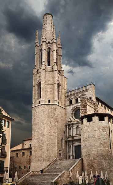 Architektur von Gerona. Spanien. — Stockfoto