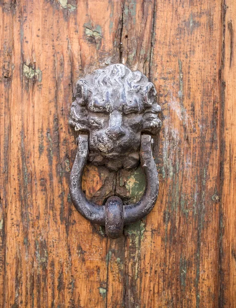 Old door handle — Stock Photo, Image