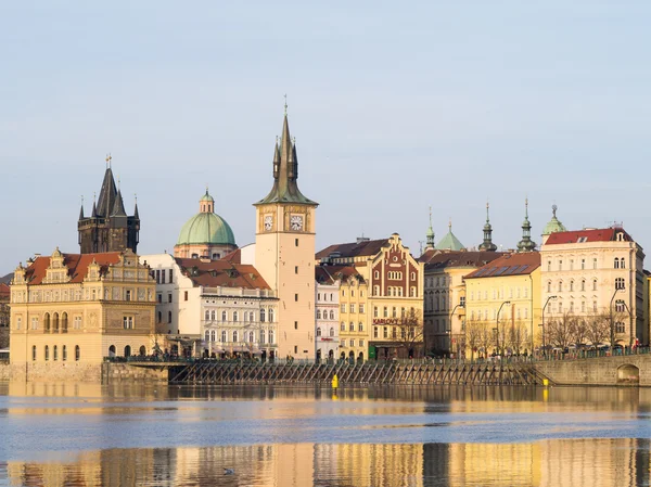 Вид на Прагу, Чехию — стоковое фото