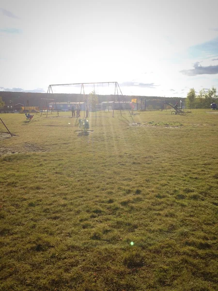 Zona de juegos con luz solar —  Fotos de Stock