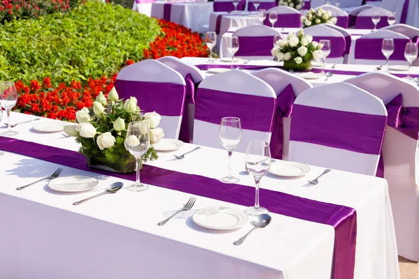 Outdoor tables with served plate and wine glasses — Stock Photo, Image