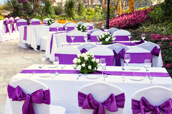 Outdoor tables with served plate and wine glasses — Stock Photo, Image