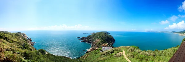 tropikal panorama manzara ve deniz manzarası görünümünden bir yamacın