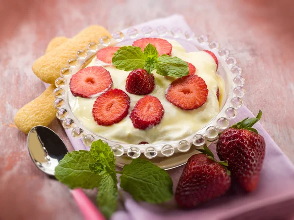 Strawberry tiramisu dessert, selective focus — Stock Photo, Image