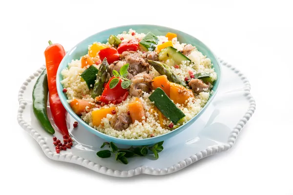 Cous Cous mit Fleisch und Gemüse — Stockfoto