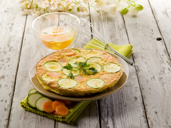 Frittata con zucchine di carota e prezzemolo — Foto Stock