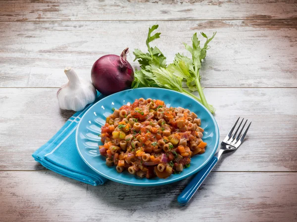 Pasta with vegetables ragout — Stock Photo, Image