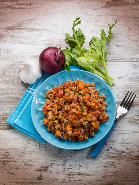 Pasta con ragú de verduras — Foto de Stock