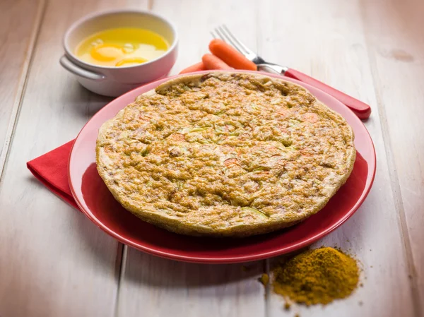 Frittata con carota e curry, attenzione selettiva — Foto Stock