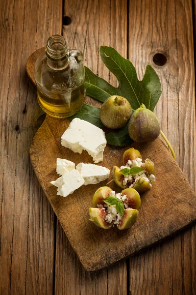 Figs Feta Cheese Olive Oile — Stock Photo, Image