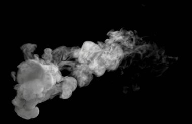 Wispy 'nin alt görüntüsü ve siyah arkaplanı olan çok kıvrımlı, uzun duman bulutu.