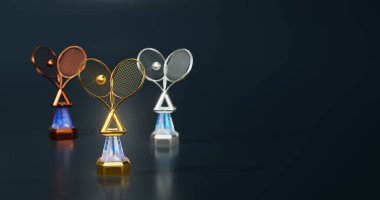 Parlak Tenis Altın Gümüş ve Bronz Kupaları Raket ve Topla Koyu Petrol mavisi arka planda Altın Odaklandı