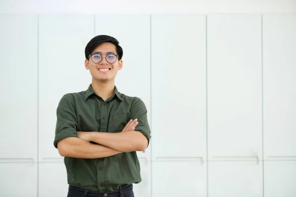 Portrait Young Asian Confident Man Arms Crossed Smiling Camera —  Fotos de Stock