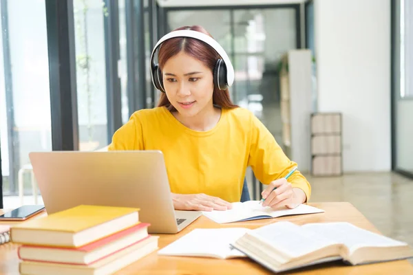 Young Asian Female Student Glasses Studying Learning Online Coureses Writing — Stock Photo, Image