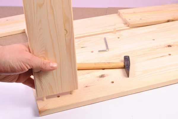 Assembling furniture — Stock Photo, Image