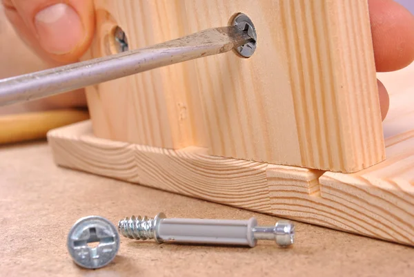 Assembling furniture — Stock Photo, Image