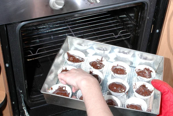 Baking muffins — Stock Photo, Image