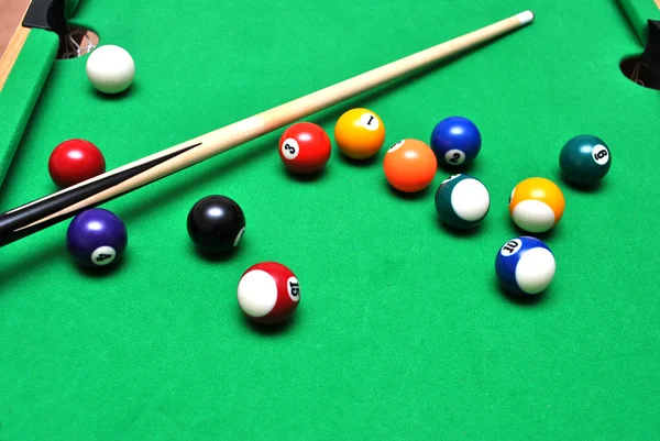 Playing the billiard — Stock Photo, Image