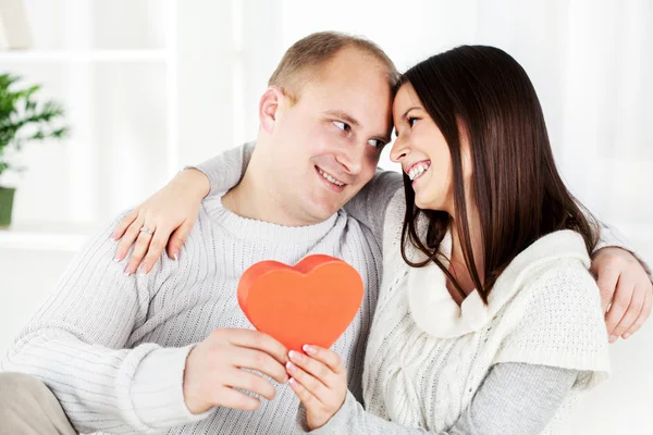 Young couple — Stock Photo, Image