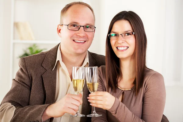 Young couple — Stock Photo, Image