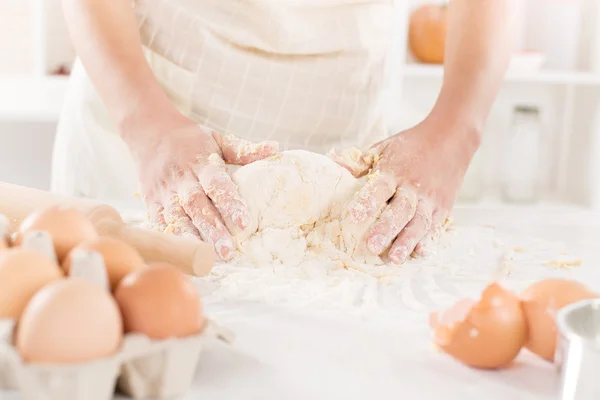 Making dough — Stock Photo, Image