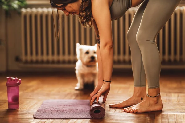 Close Womans Hands Rolling Exercise Mat Preparing Doing Yoga Training — Stock Photo, Image