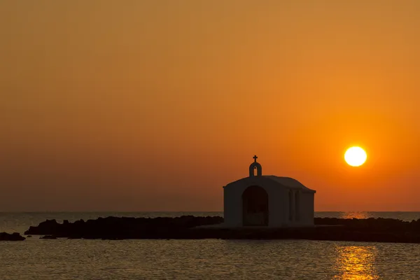 Silhouette de l'église en Grèce — Photo