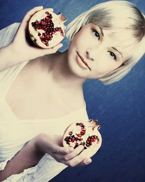 Portrait of young lady — Stock Photo, Image