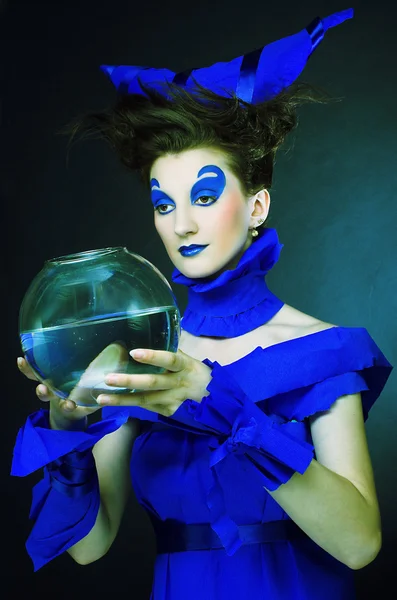 Vrouw in blauw — Stockfoto