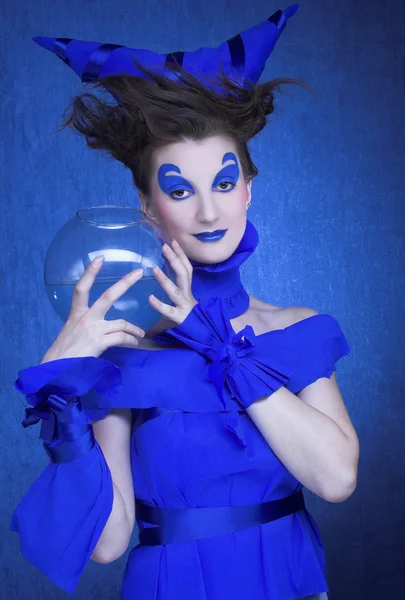 Femme en bleu — Photo