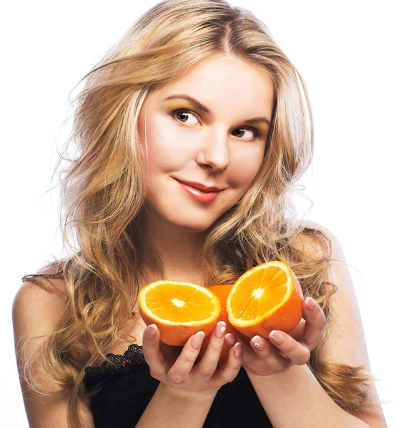 Menina jovem com laranja — Fotografia de Stock