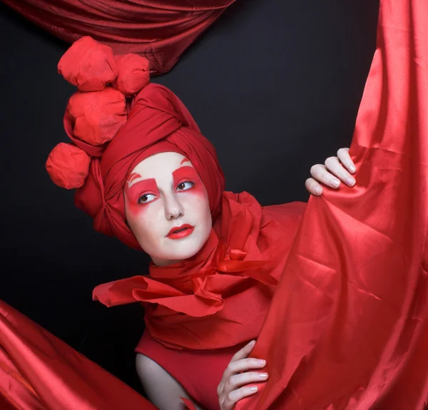 Frau in Rot. — Stockfoto