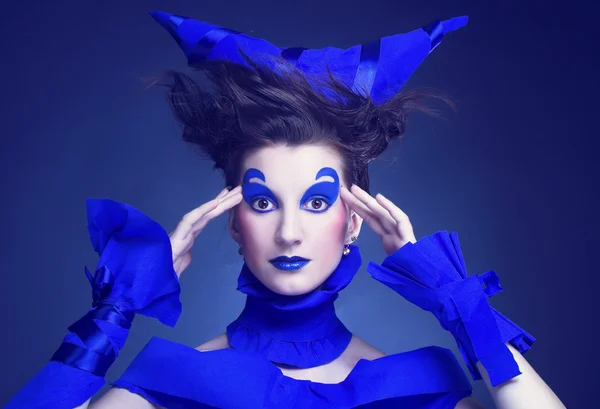 Kvinnan i blå — Stockfoto