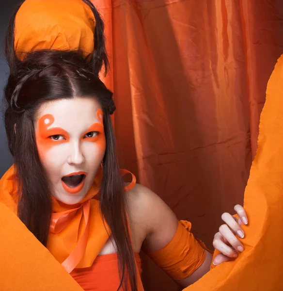 Oranžový dívka. — Stock fotografie